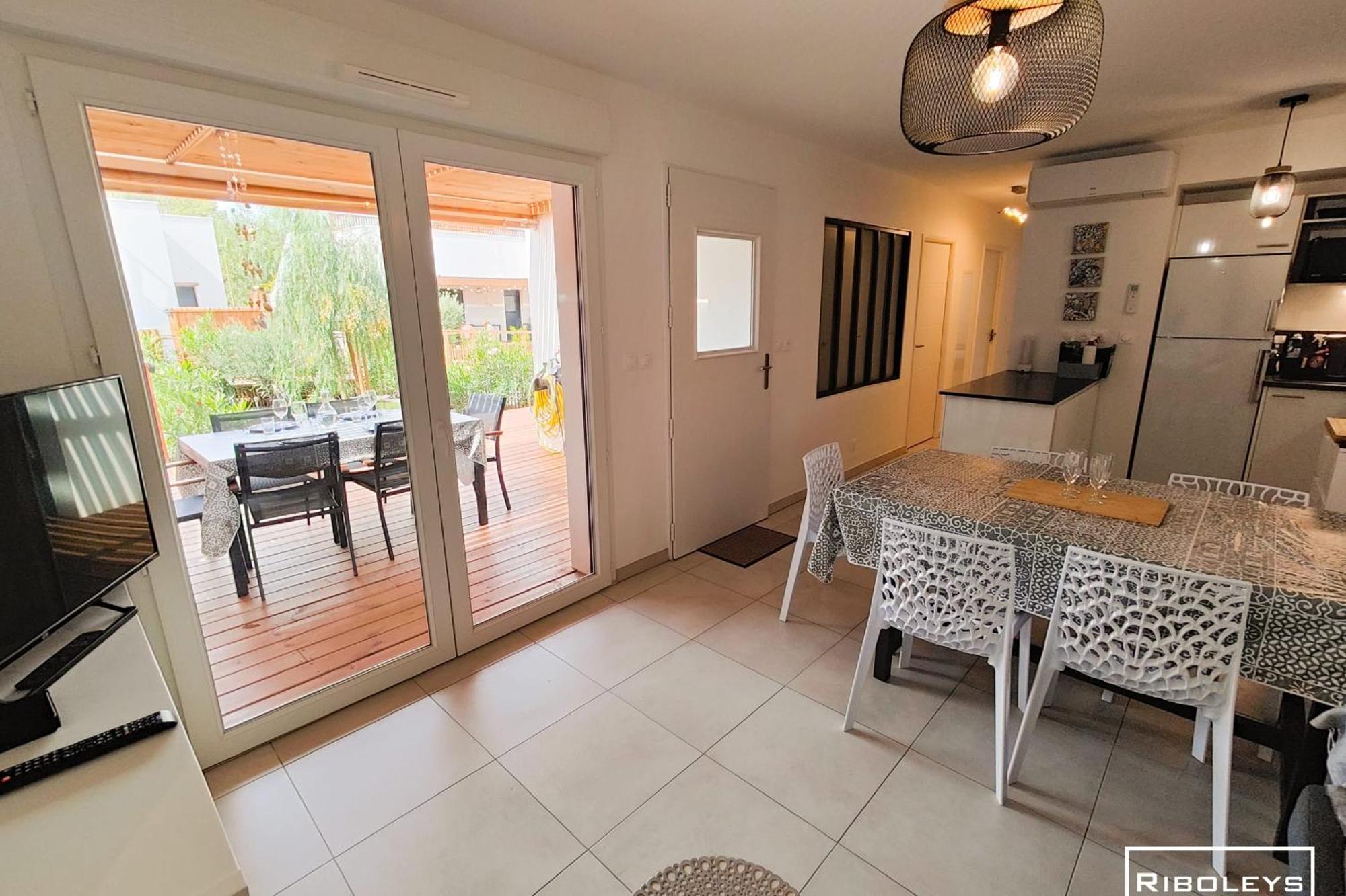 Villa T3 Climatisee En Residence Avec Piscine Виас Екстериор снимка